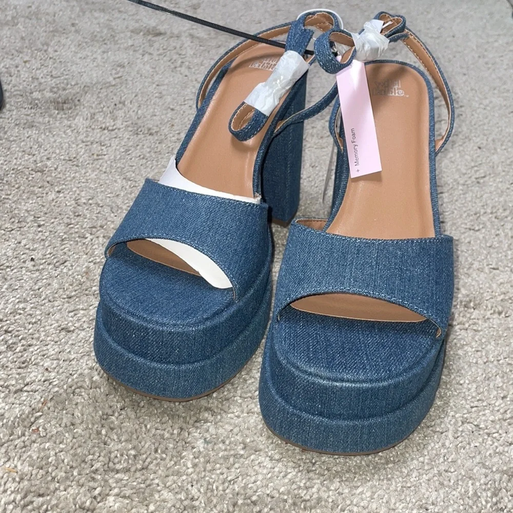 - 2/$30 Wild Fable Alessia jean platform block heels size 8.5